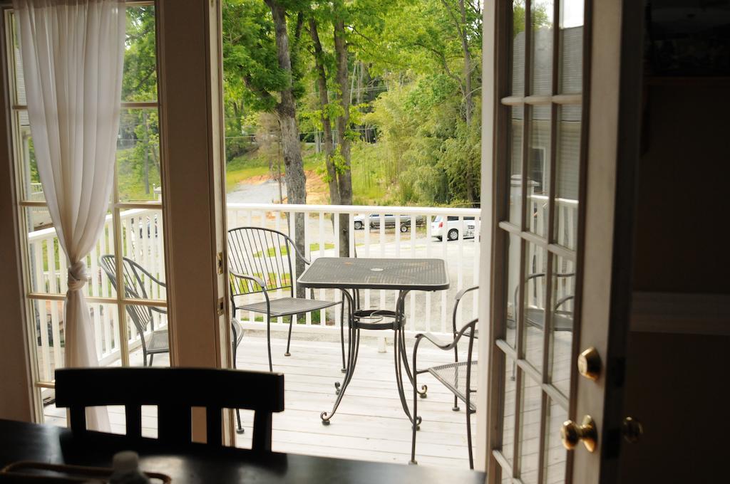 Acorn Hill Lodge And Spa Lynchburg Exterior foto